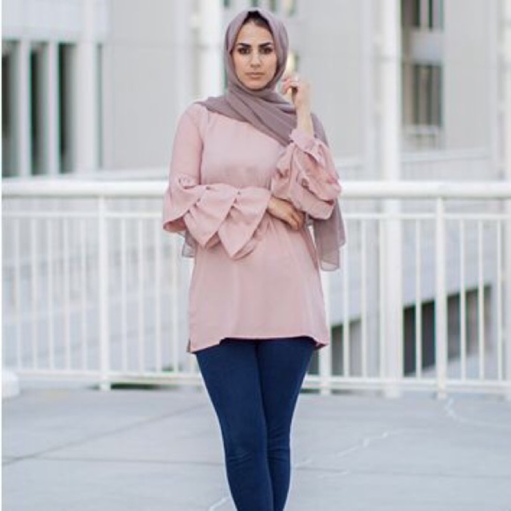 Alma Ruffle-Sleeve Top